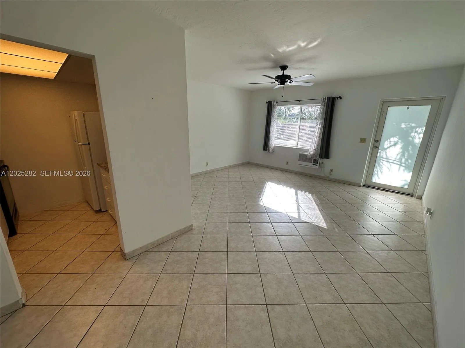 455 Golden Isles Dr # 204, Hallandale Beach FL 33009