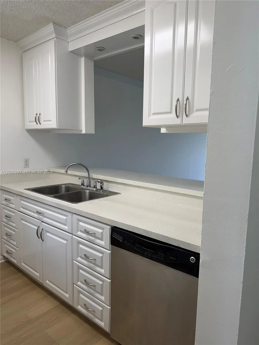 8560 N Sherman Cir # 404, Miramar FL 33025