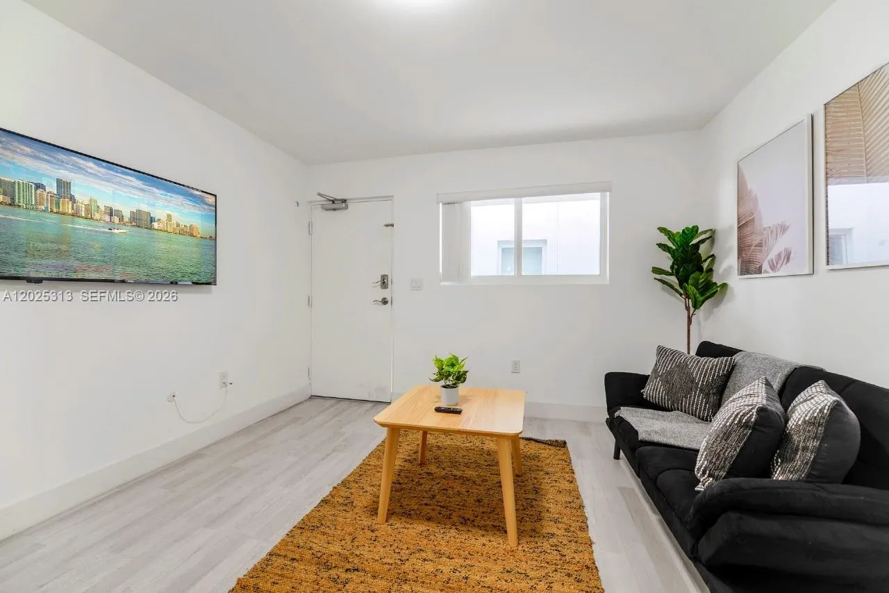 1029 NW 3rd St # 301, Miami FL 33128