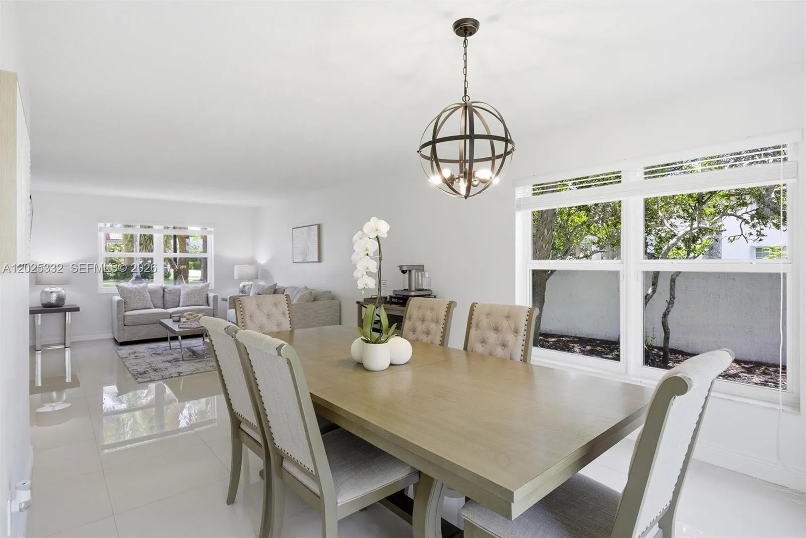 2 Gables Blvd, Weston FL 33326