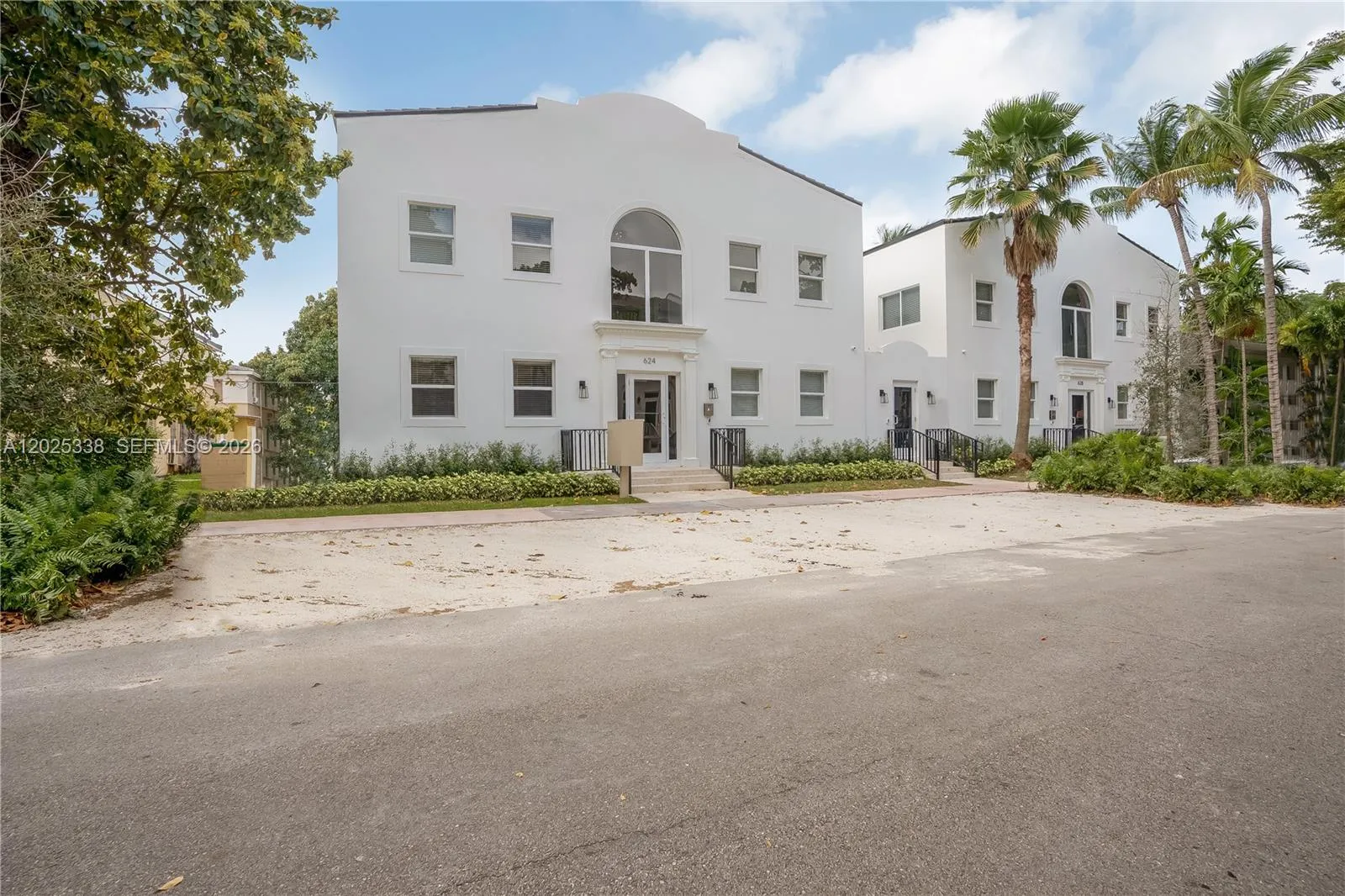 628 Santander Ave # 3, Coral Gables FL 33134