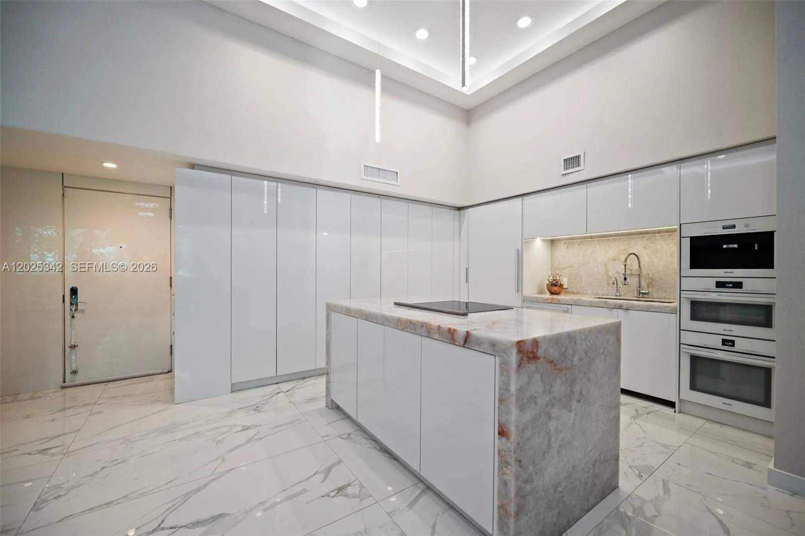1800 S Ocean Dr # 310, Hallandale Beach FL 33009