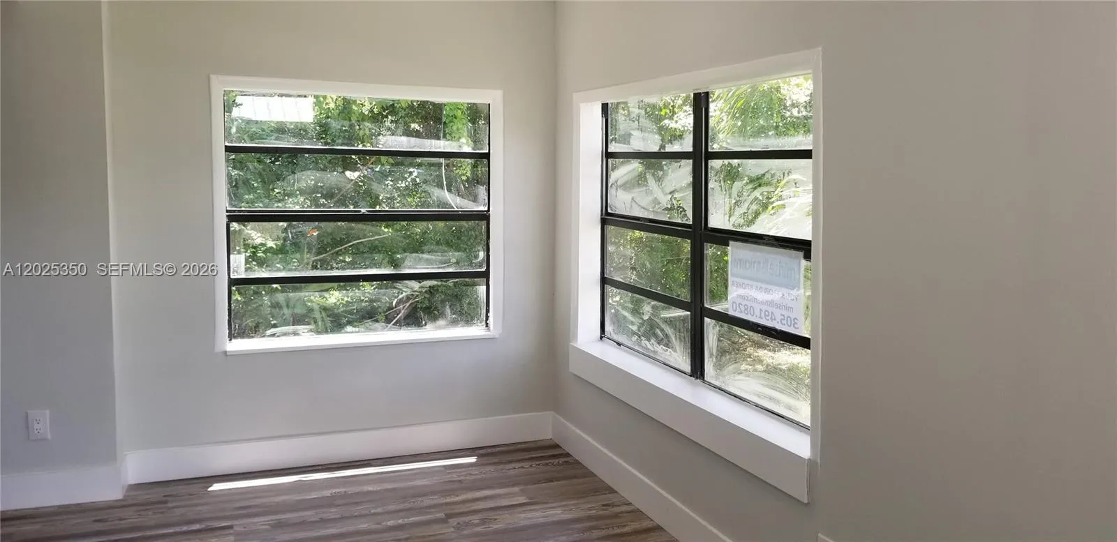 2465 NE 184th St, North Miami Beach FL 33160