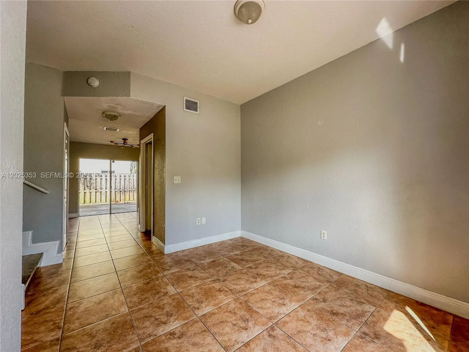 17866 NW 74th Ct, Hialeah FL 33015