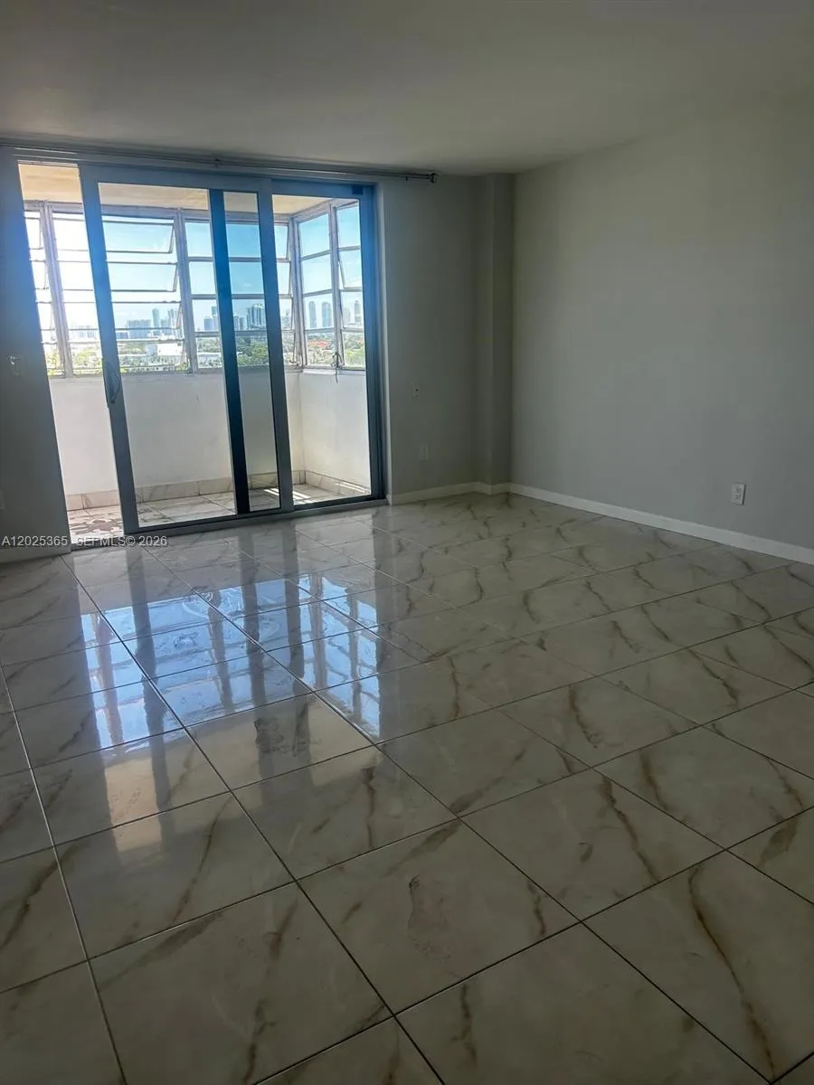 16400 NE 17th Ave # 703, North Miami Beach FL 33162