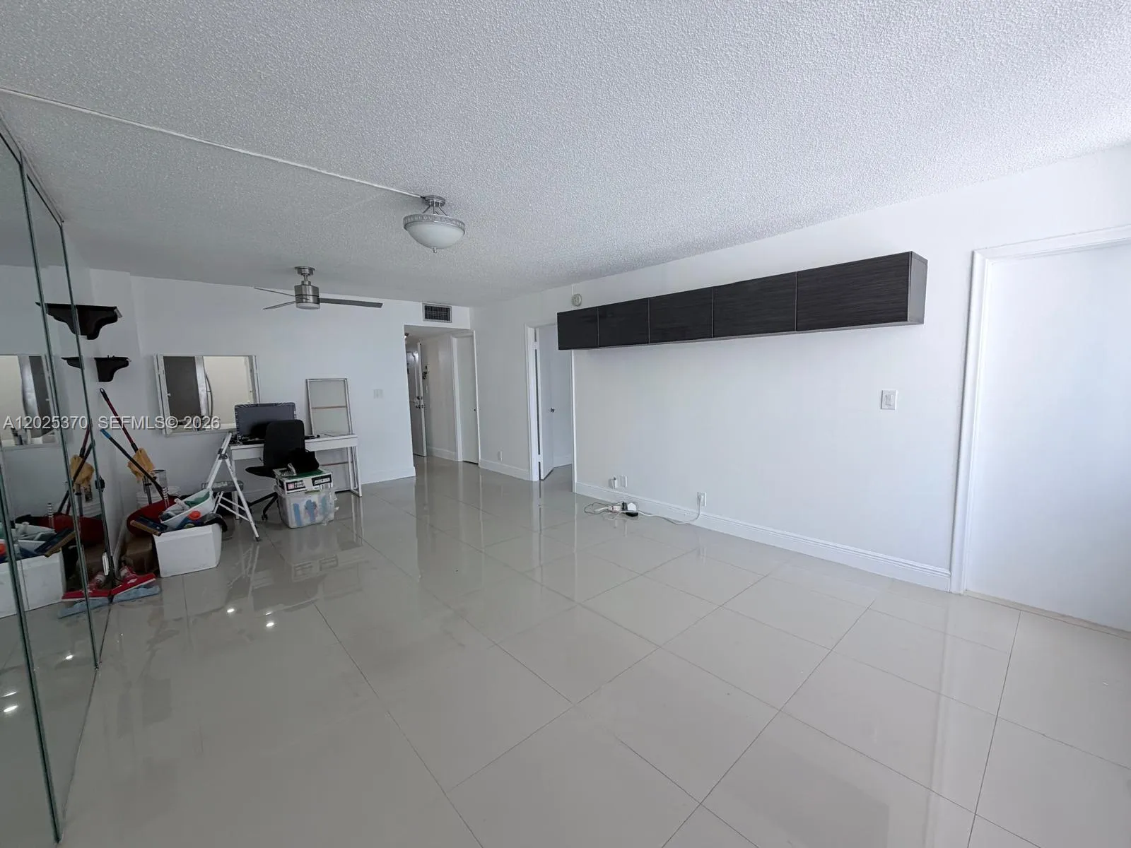 1825 S Ocean Dr # 611, Hallandale Beach FL 33009