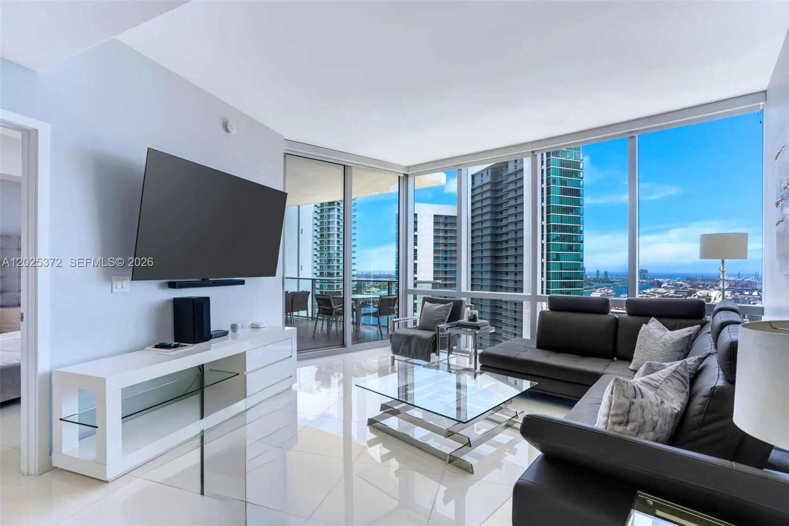 2 bedroom 3 bath for sale at 851 NE 1st Ave # 3909, Miami FL 33132