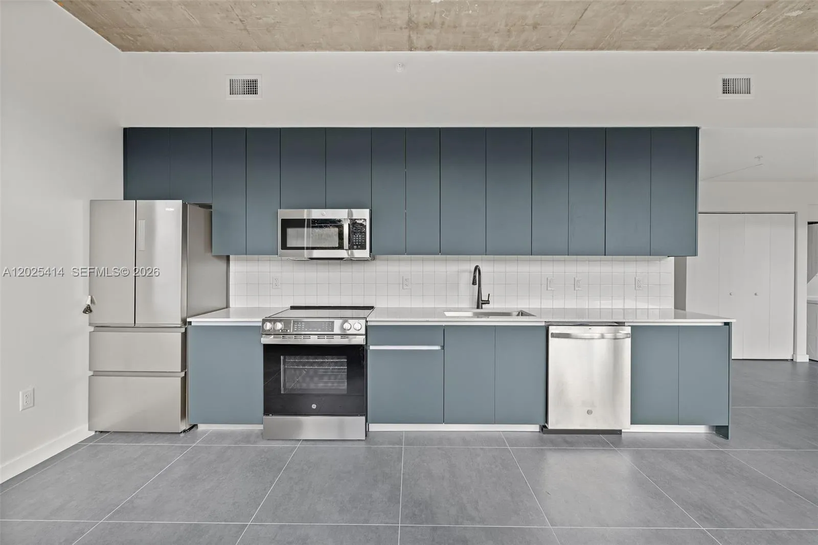 315 NW 32 ST # 301, Miami FL 33127