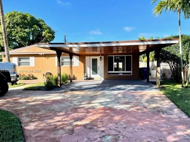 720 N 64th Ave, Hollywood FL 33024