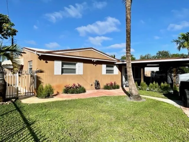 720 N 64th Ave, Hollywood FL 33024