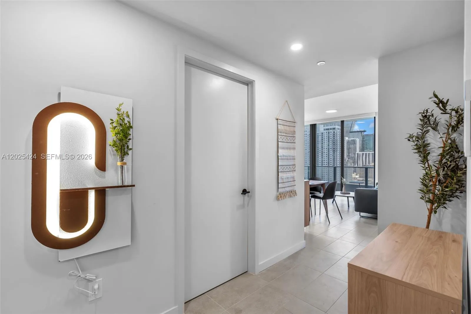 121 NE 5th St # 2301, Miami FL 33132