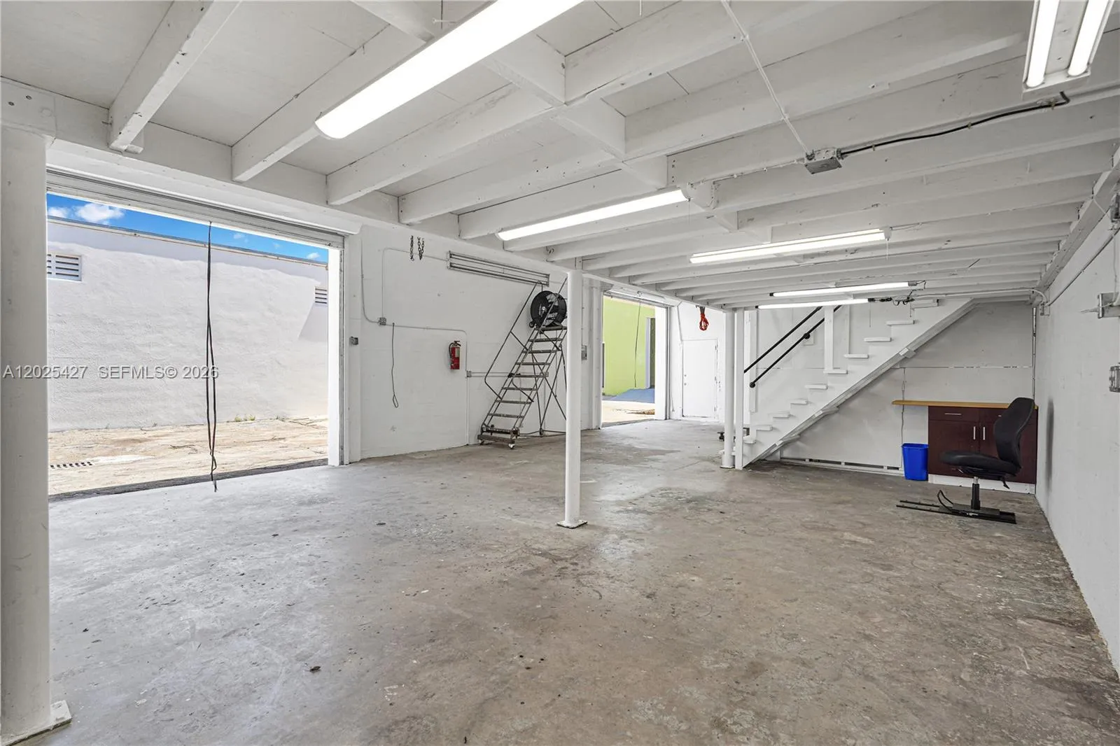 7525 NE 3rd Pl, Miami FL 33138