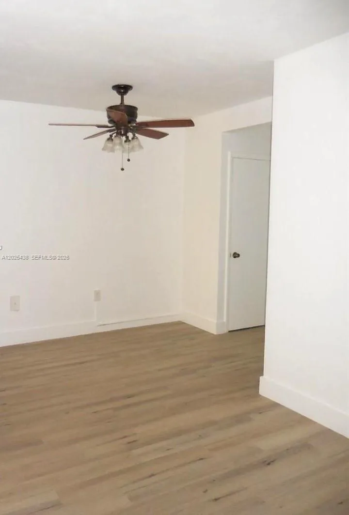 8040 Tatum Waterway Dr # 2, Miami Beach FL 33141