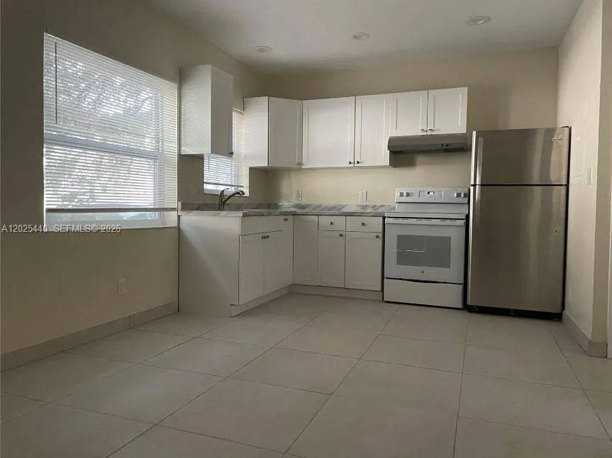 1720 Pierce St # 3, Hollywood FL 33020