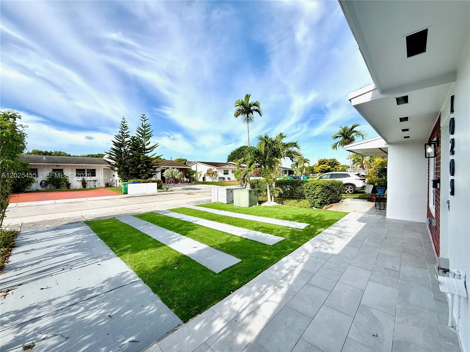 10209 SW 20th Ter, Miami FL 33165