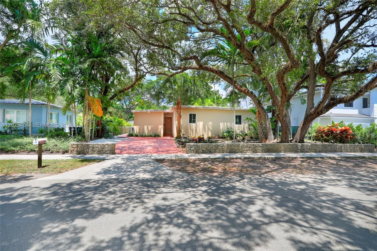 5835 SW 49th St, Miami FL 33155