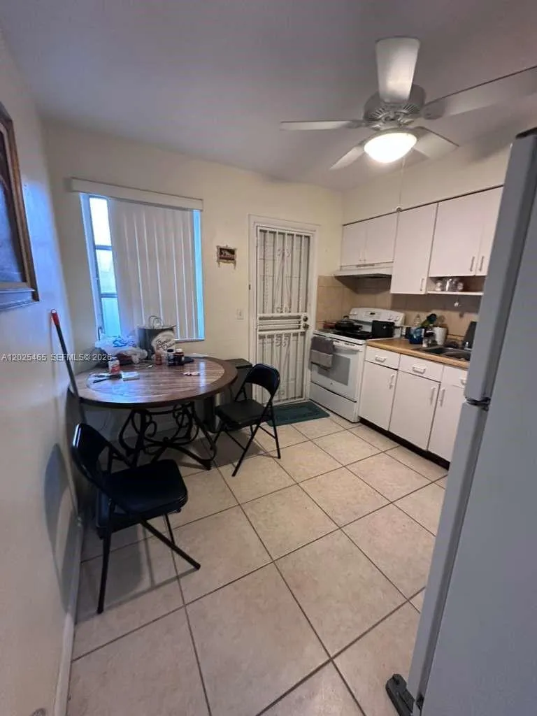 11016 SW 7th St, Miami FL 33174