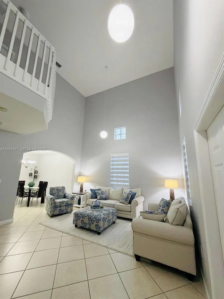 15858 SW 138th Ter # 15858, Miami FL 33196