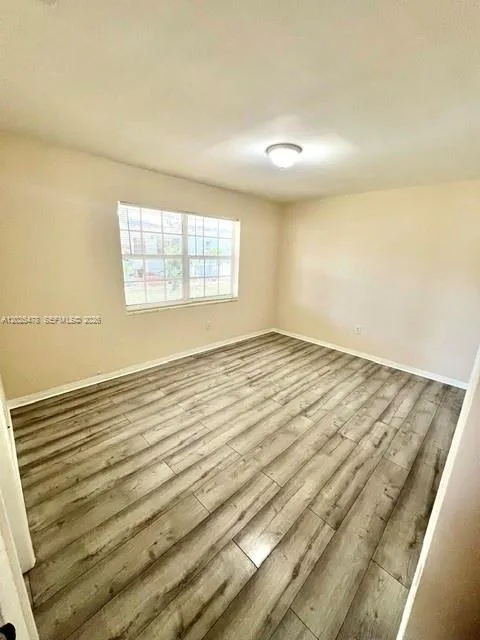 696 NE 85th St # 1, Miami FL 33138