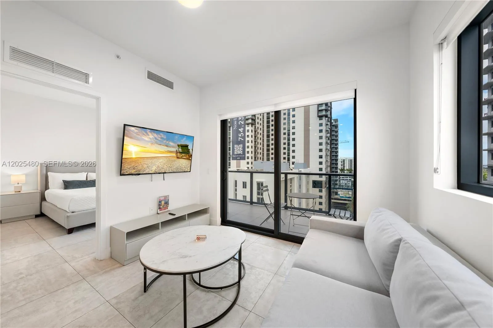 239 SW 9th St # 1202, Miami FL 33130
