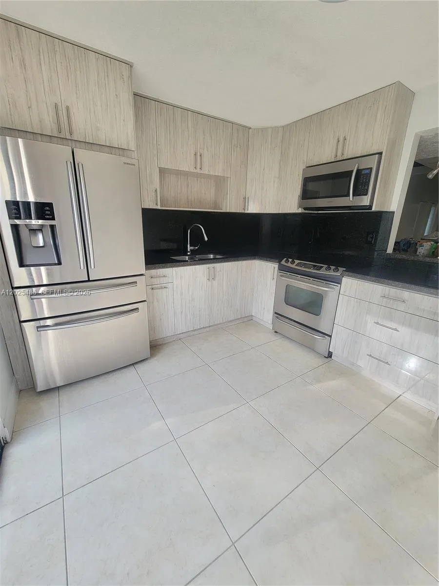 3504 NW 111th Ave # 3504, Sunrise FL 33351