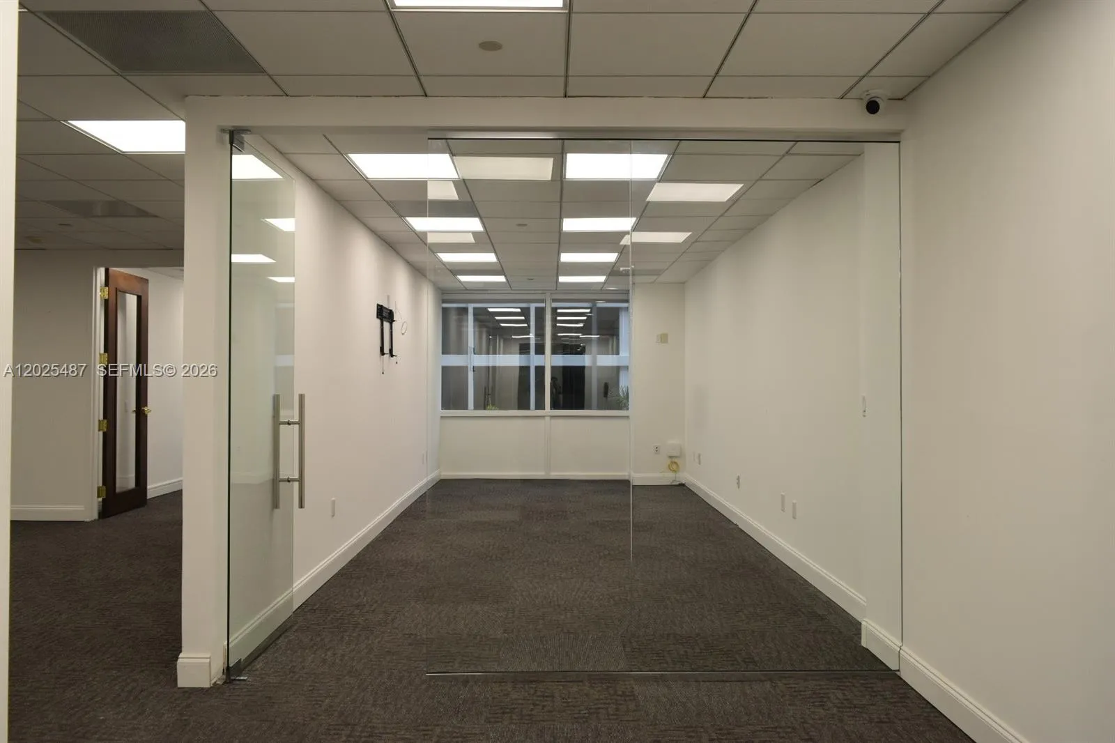 1200 Brickell Ave # 425, Miami FL 33131