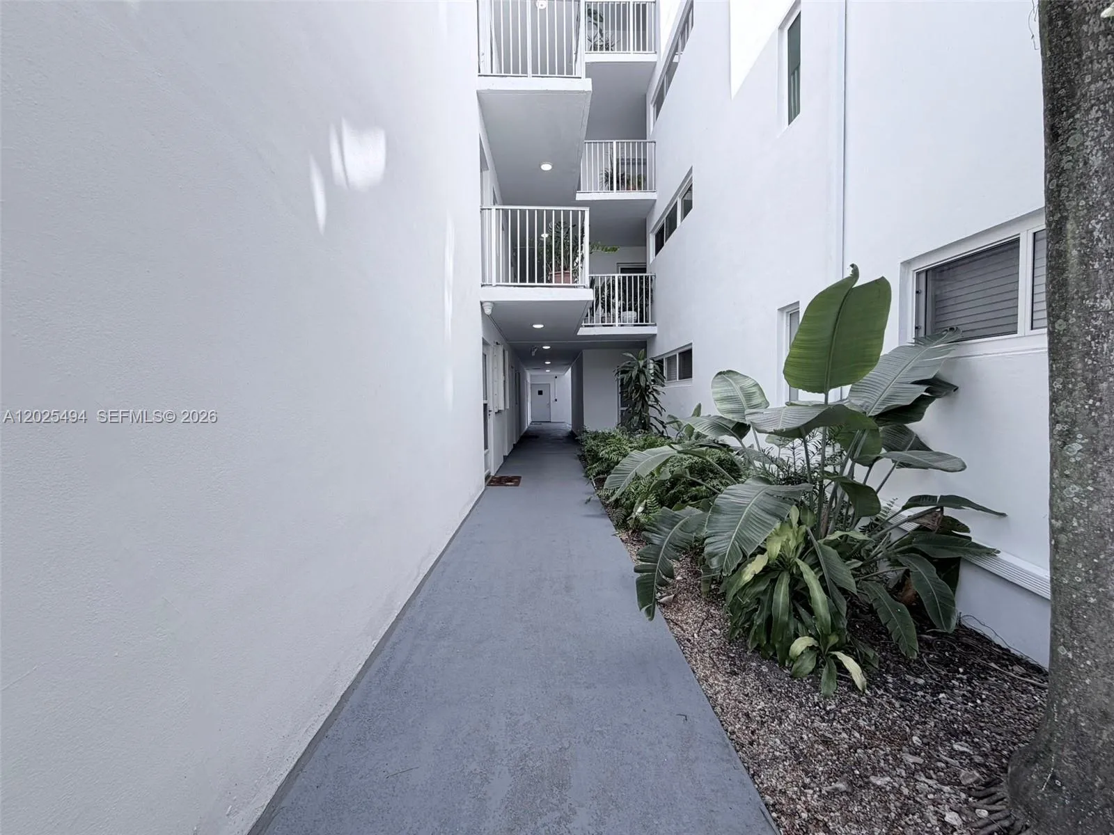 9159 SW 77th Ave # 112, Miami FL 33156