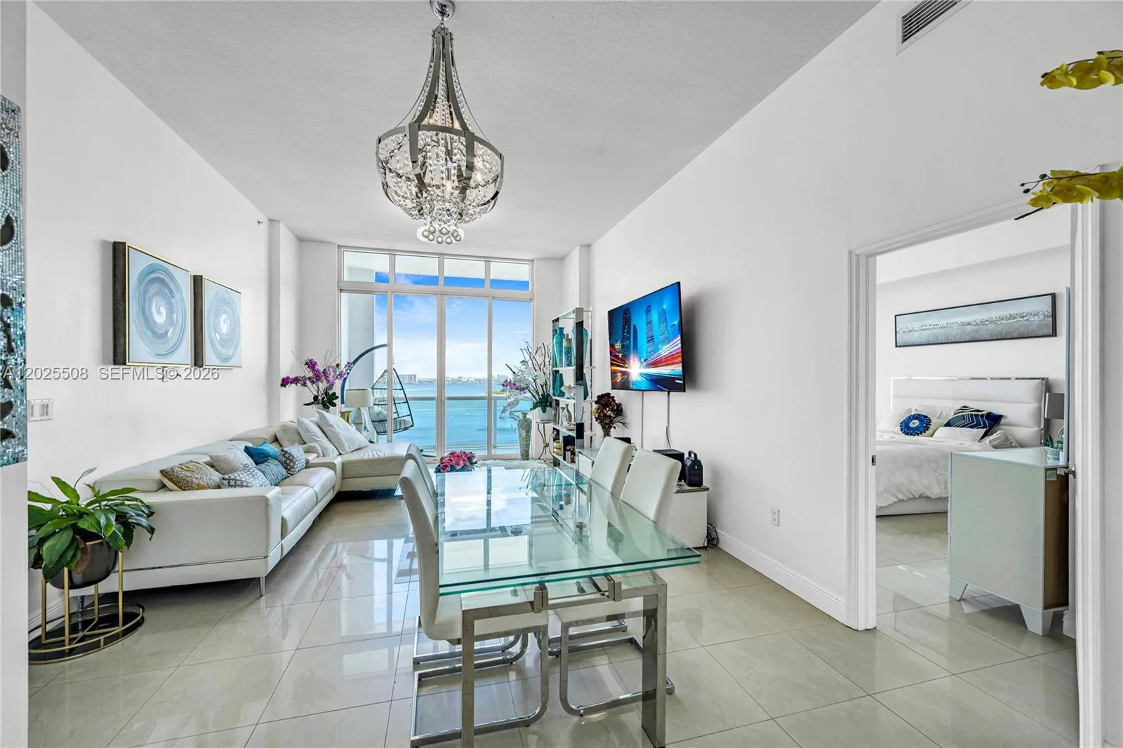7900 Harbor Island Dr, North Bay Village FL 33141