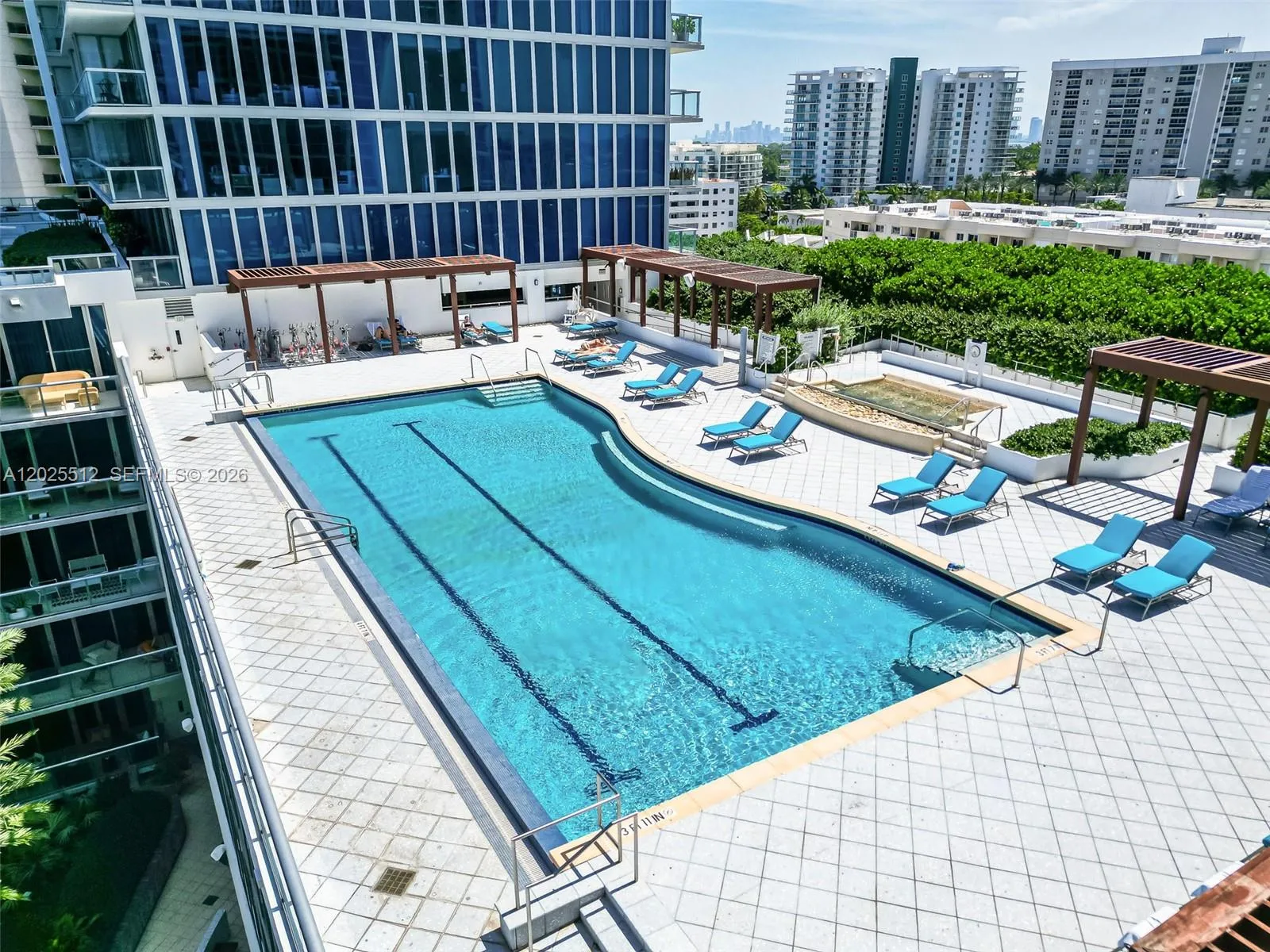 6801 Collins Ave, Miami Beach FL 33141