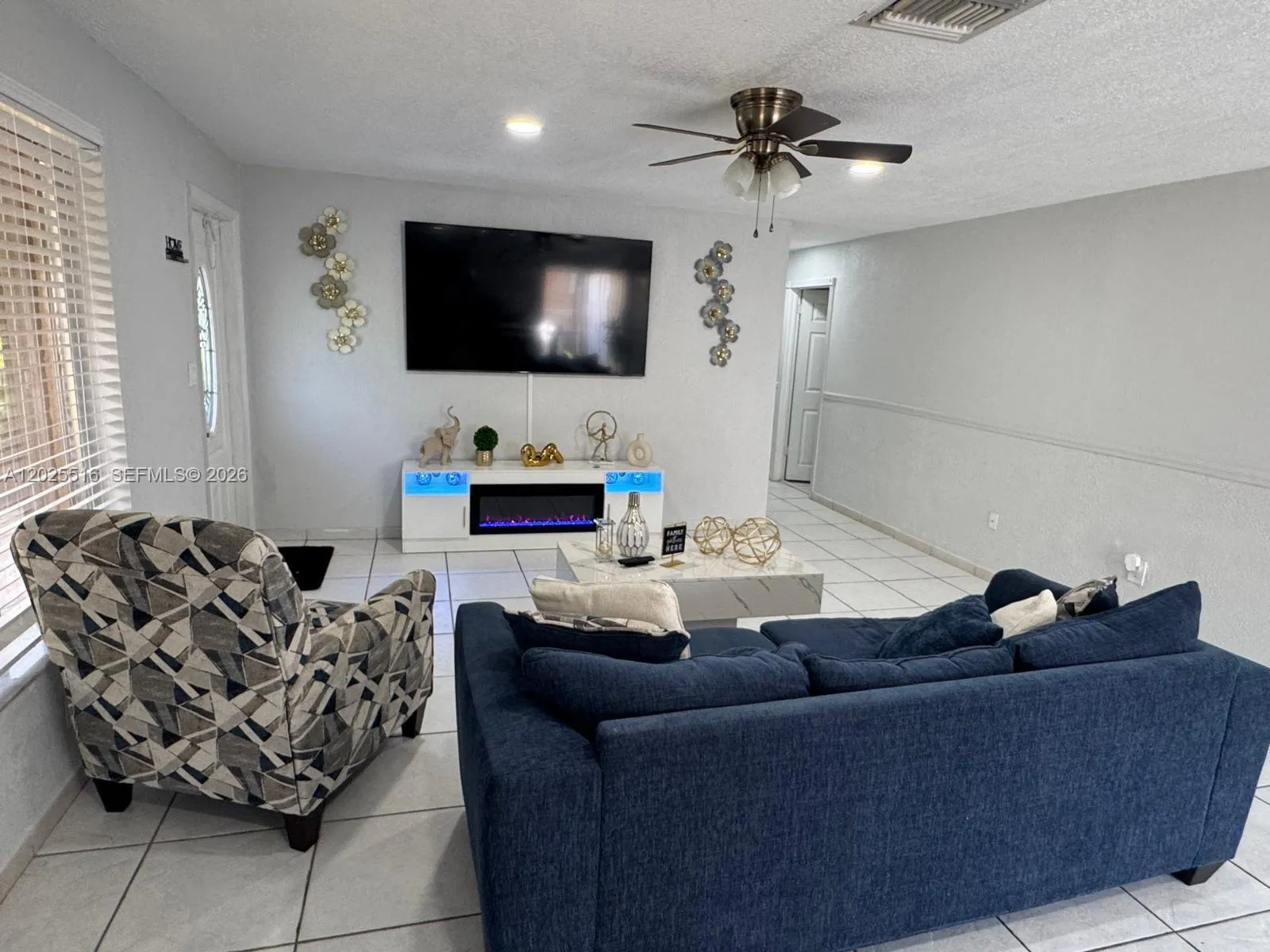 5844-5846 Pierce St, Hollywood FL 33021