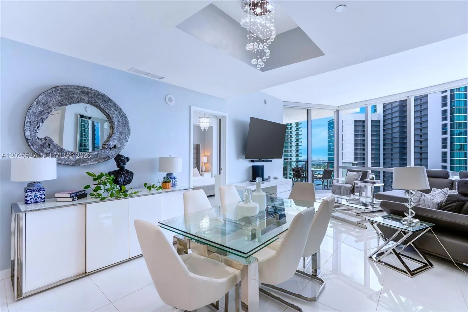 851 NE 1st Ave # 3909, Miami FL 33132