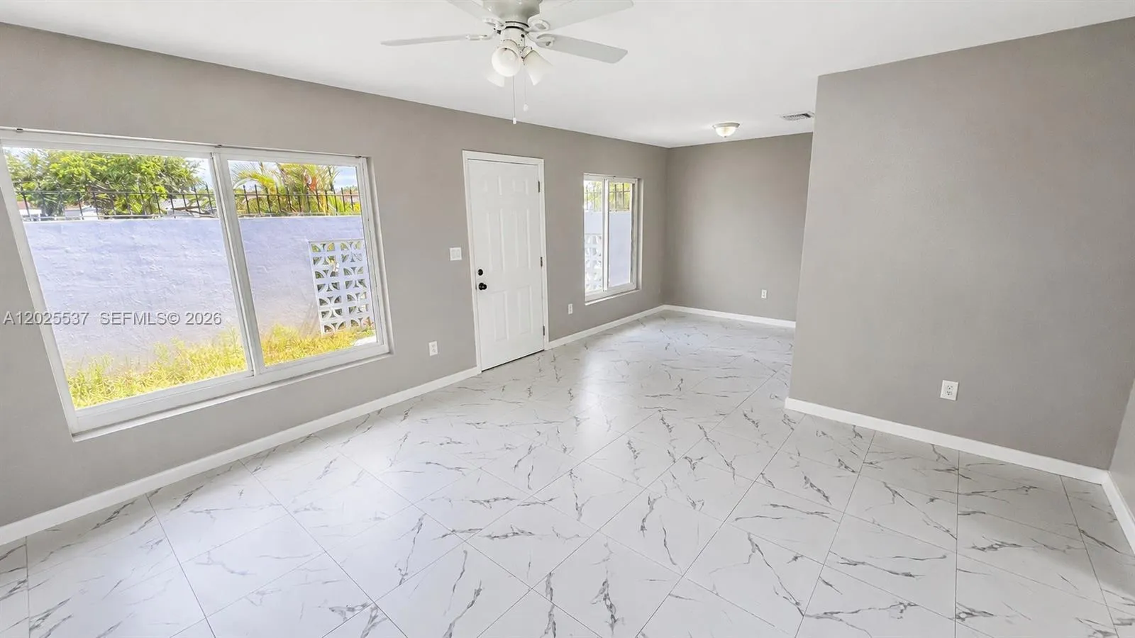 2954 NW 192nd Ter, Miami Gardens FL 33056