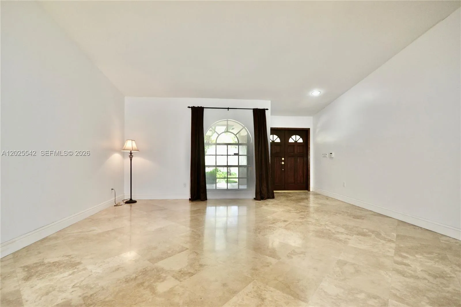 5785 SW 89th Ave, Miami FL 33173