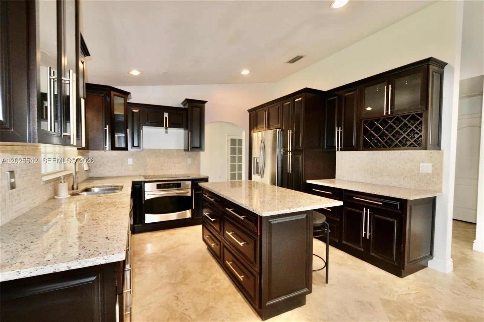 5785 SW 89th Ave, Miami FL 33173
