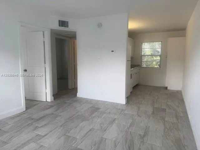 608 5th St # 8, West Palm Beach FL 33401