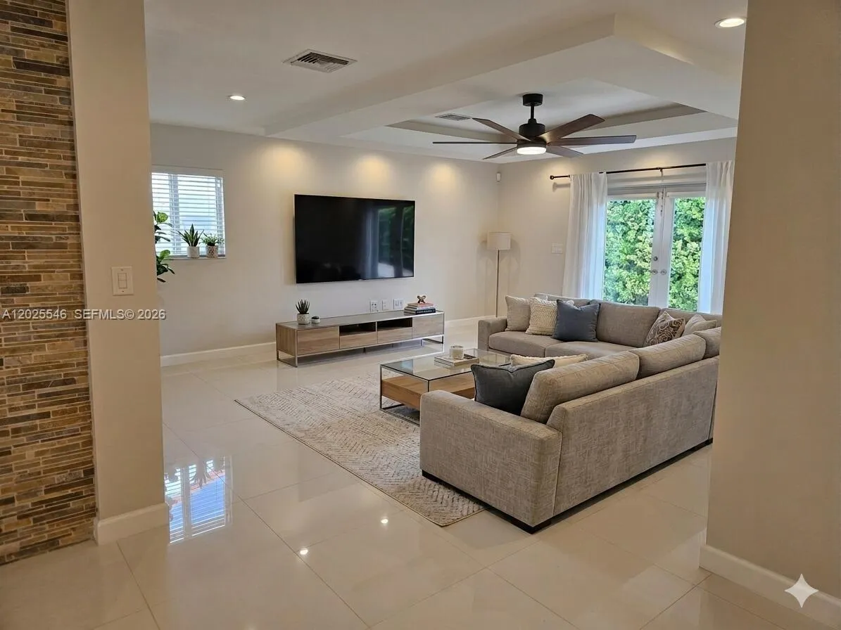 11312 SW 25th, Miami FL 33165