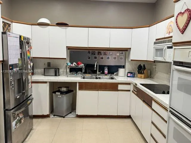 21705 SW 99th Ave, Cutler Bay FL 33190