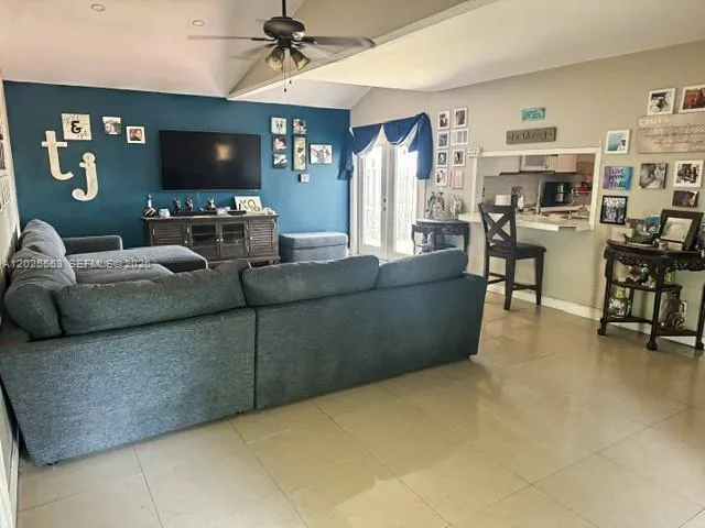 21705 SW 99th Ave, Cutler Bay FL 33190