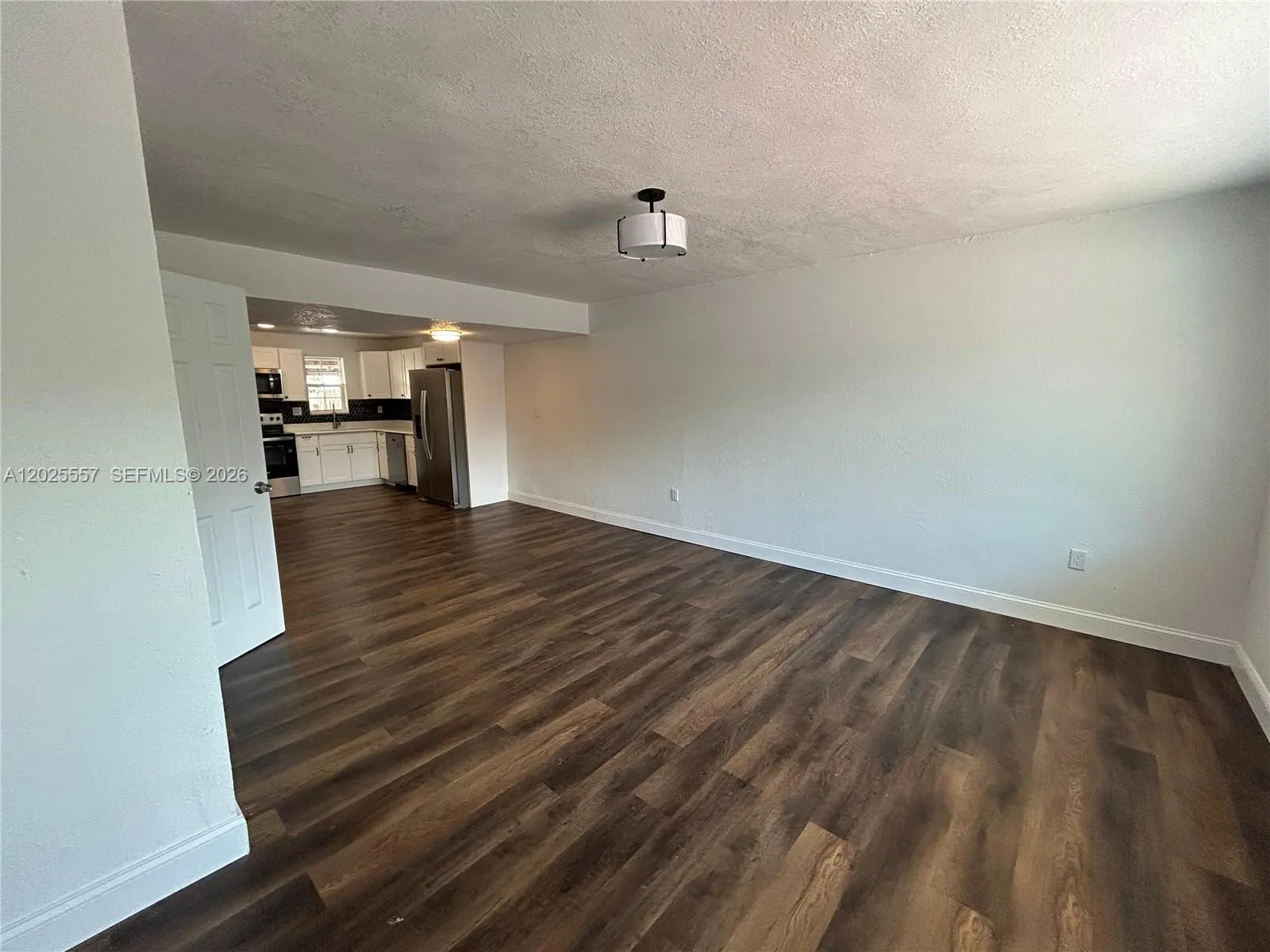 1450 NE 151st St # 101, Miami FL 33162