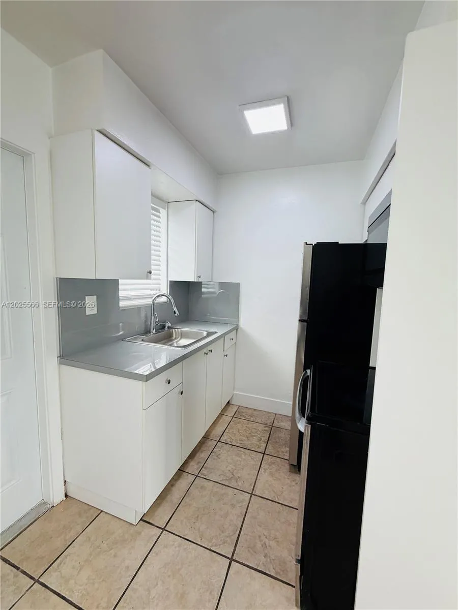 775 NE 128TH ST # 4, North Miami FL 33161