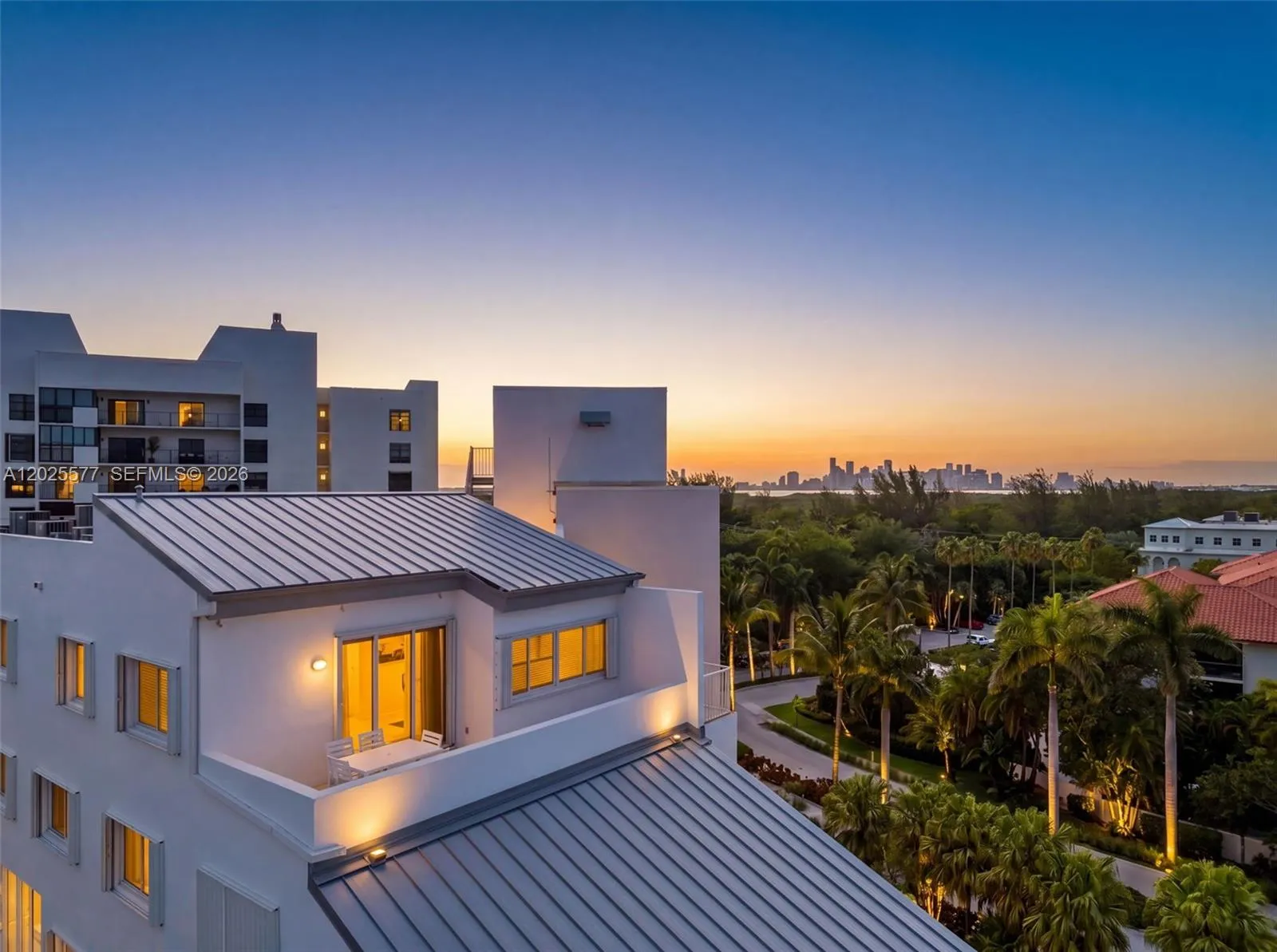 50 Ocean Lane Dr, Key Biscayne FL 33149