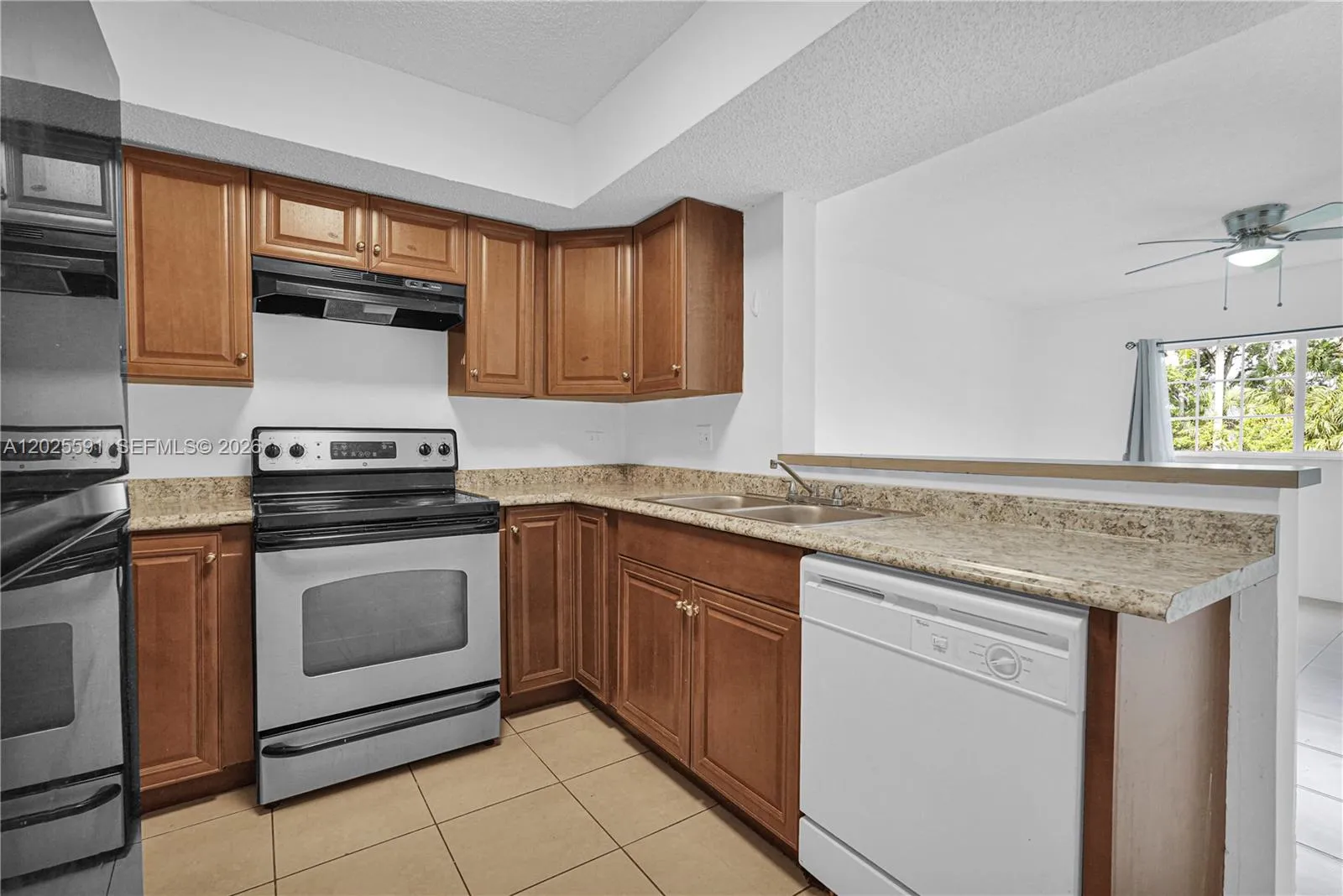 3680 N 56th Ave # 806, Hollywood FL 33021