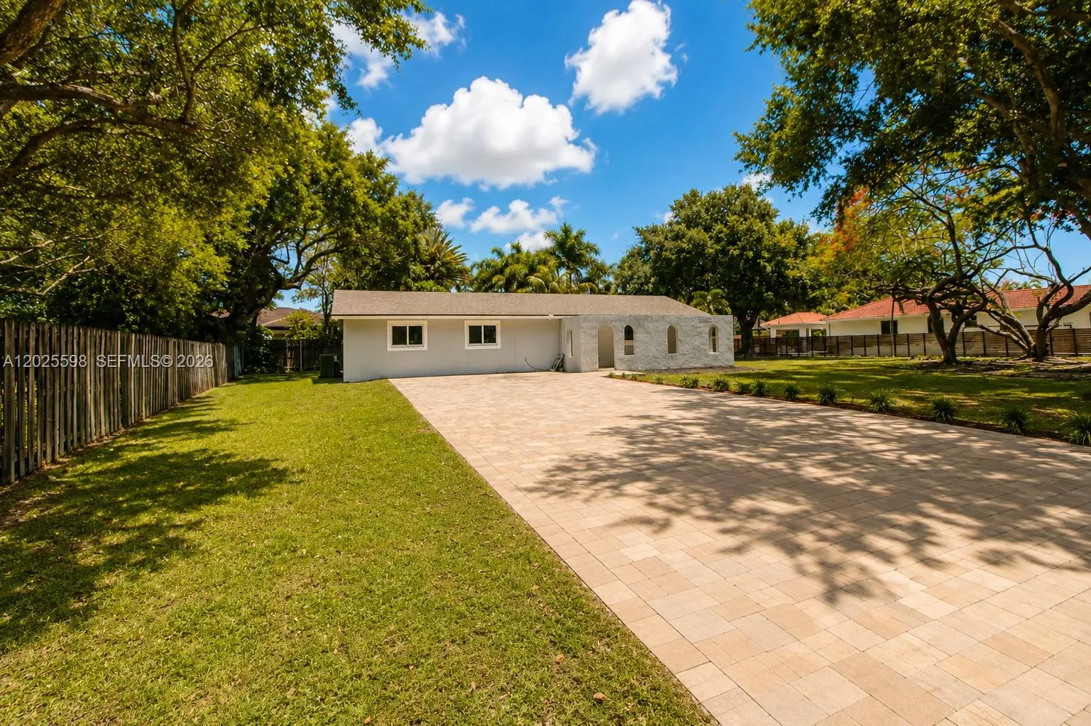 9421 SW 150th St, Miami FL 33176