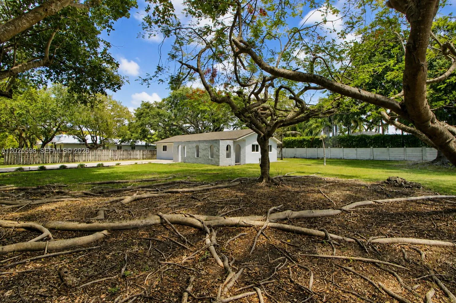 9421 SW 150th St, Miami FL 33176
