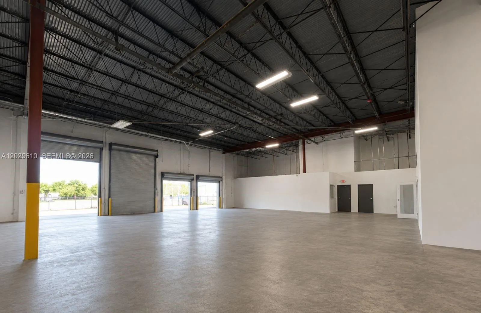 8600 NW South River Dr, Medley FL 33166
