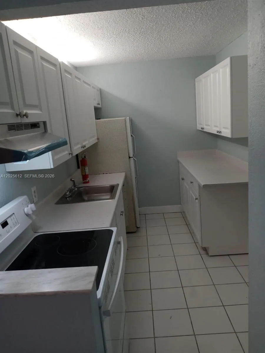 1251 NE 108th St # 612, Miami FL 33161