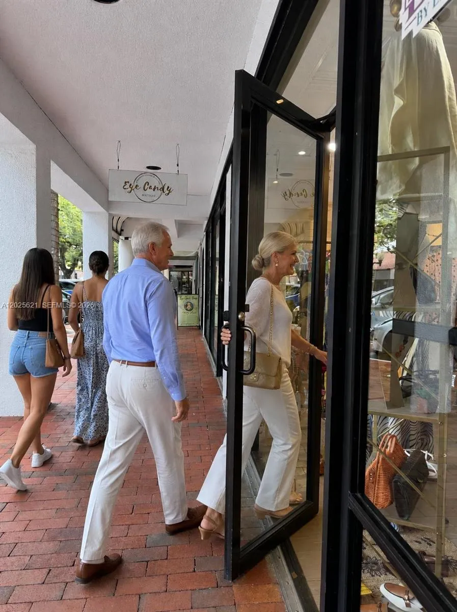 6801 Main st, Miami Lakes FL 33014