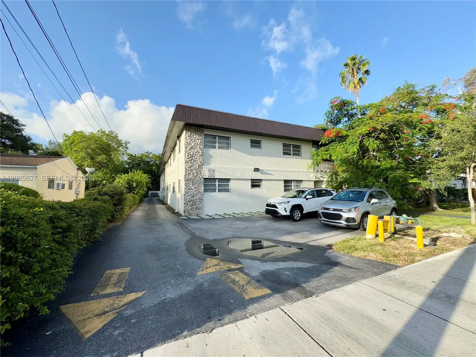 610 NE 123rd St # 203, North Miami FL 33161