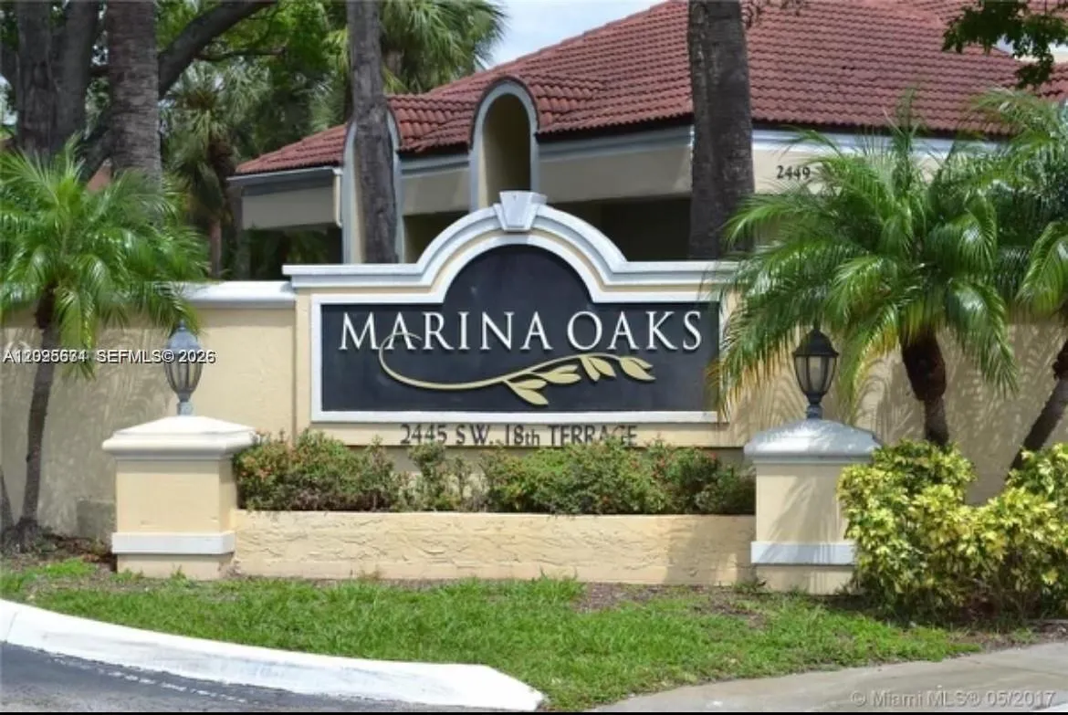 2445 SW 18th Ter # 215, Fort Lauderdale FL 33315