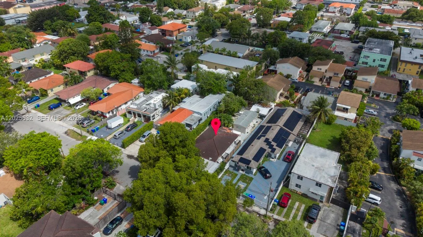 2481 SW 11th St, Miami FL 33135